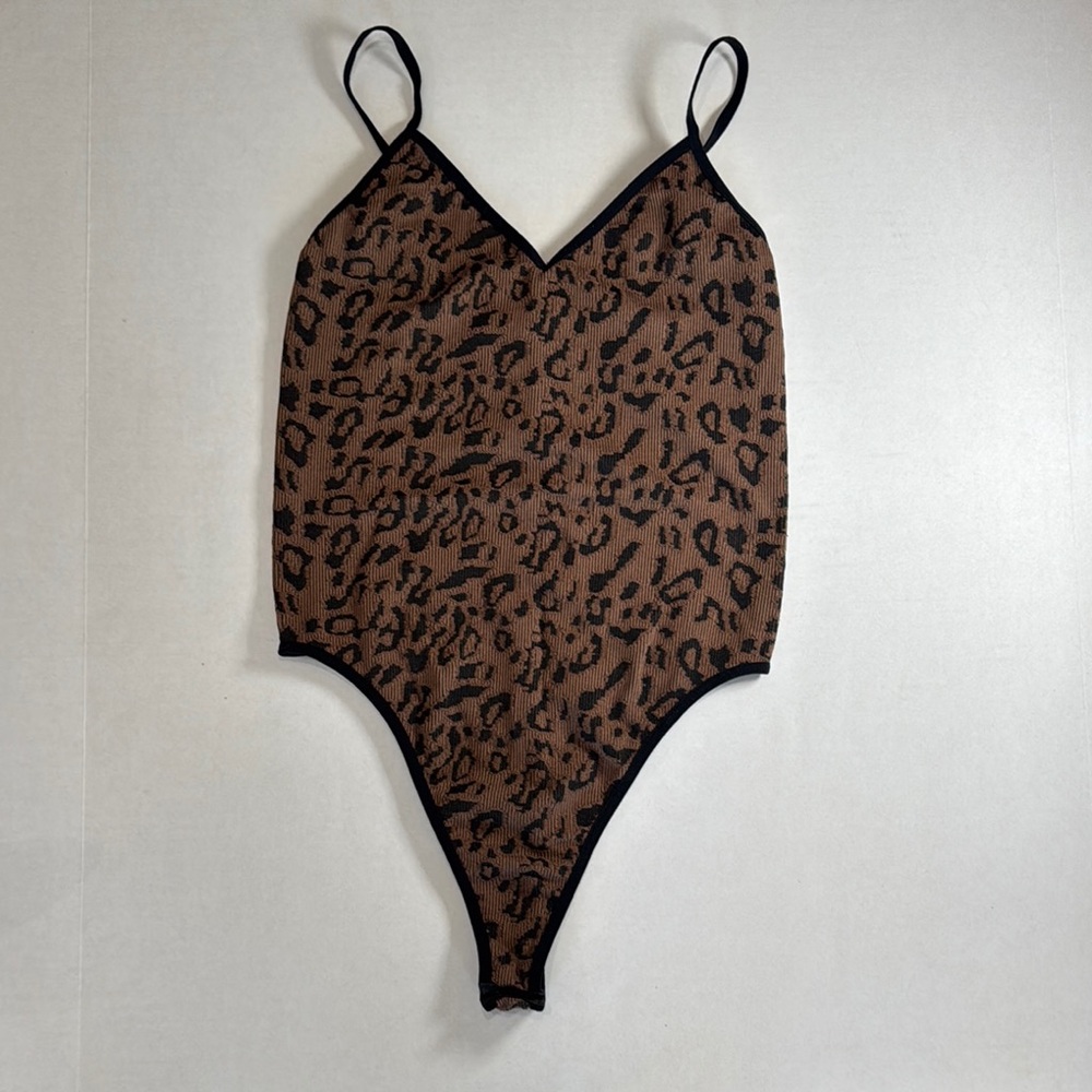Bozzolo Animal Print Bodysuit with Black Accents